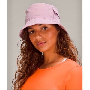 Lululemon On My Level Bucket Hat Pocket Dusty Rose Pink W9DXTS Size S/M NWT